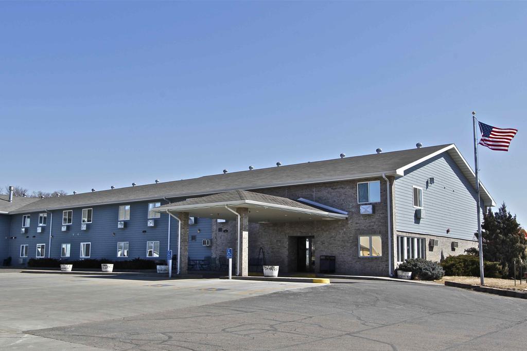 Governors Inn A Travelodge By Wyndham Pierre Zewnętrze zdjęcie